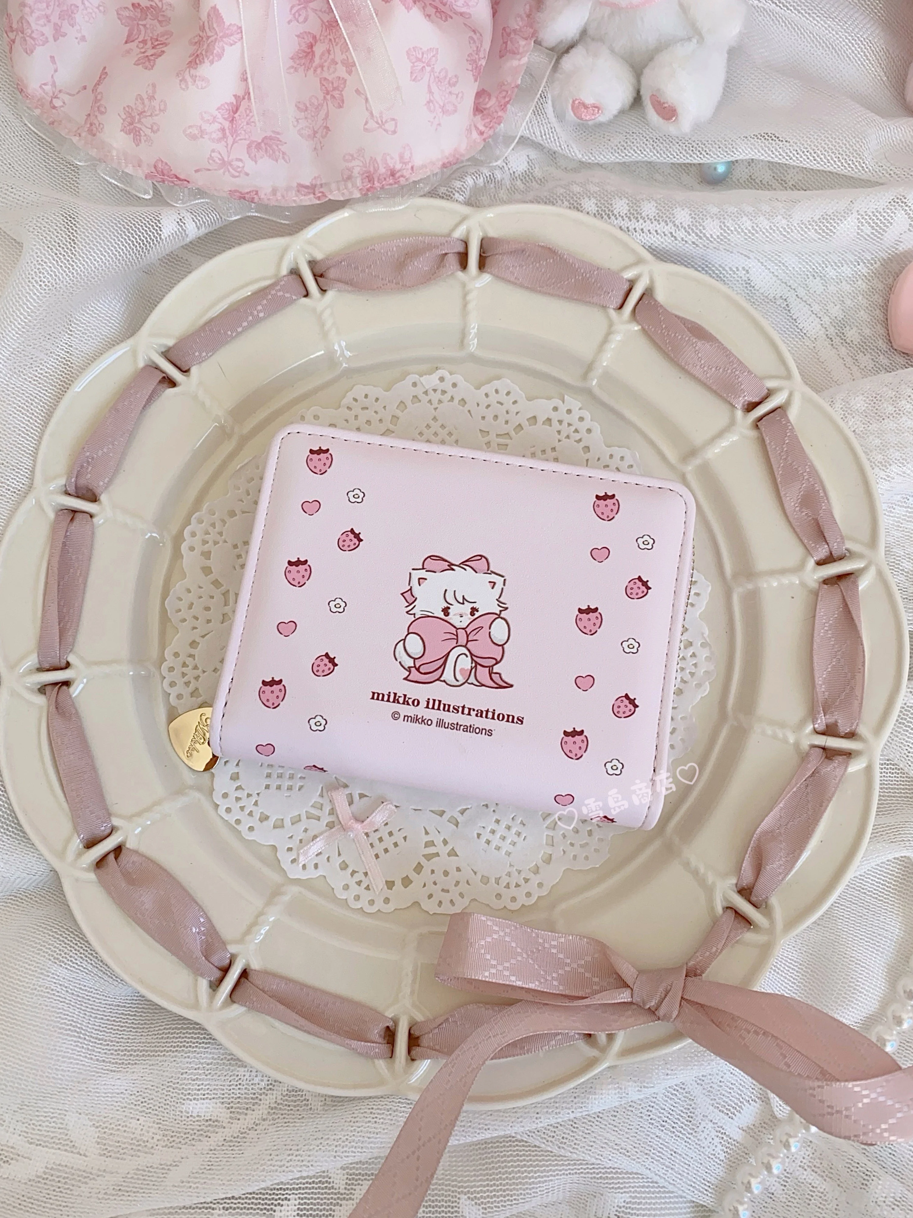cute strawberry two-fold coin purse - Image 3
