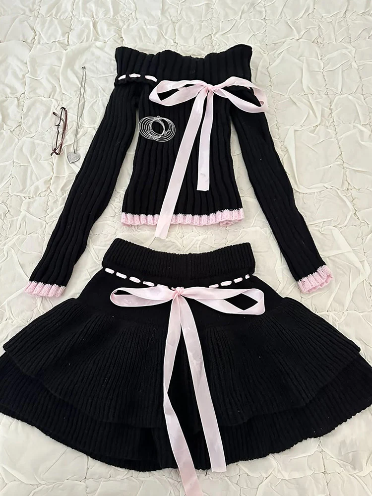 dark coquette bow sweater - Image 3