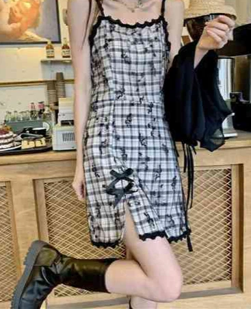 Dark Coquette Lace Slit Suspender Dress - Image 3