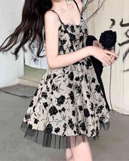 Dark Coquette Rose Floral Suspender Dress - Image 5