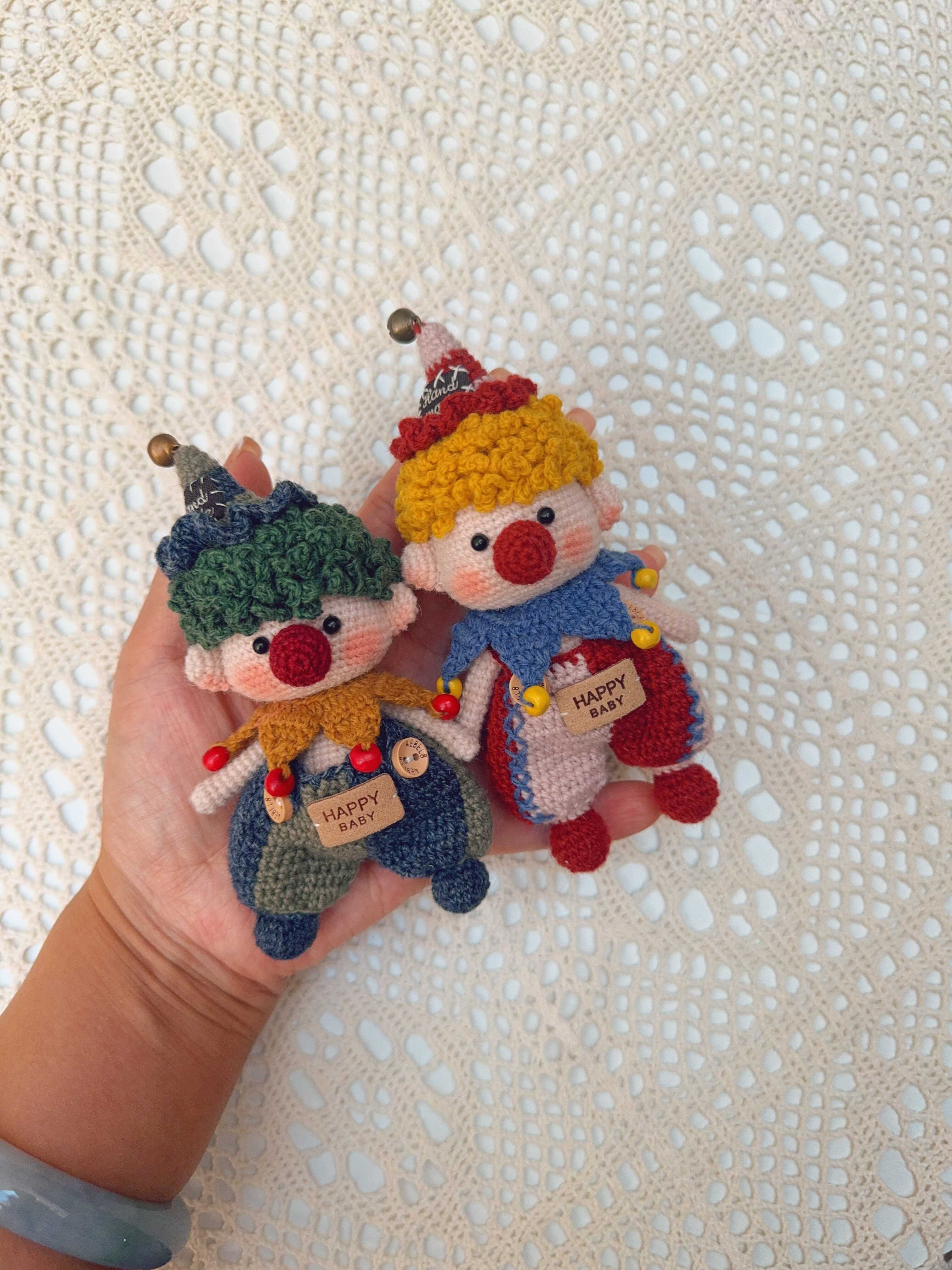 diy woolen Retro clown doll - Image 4