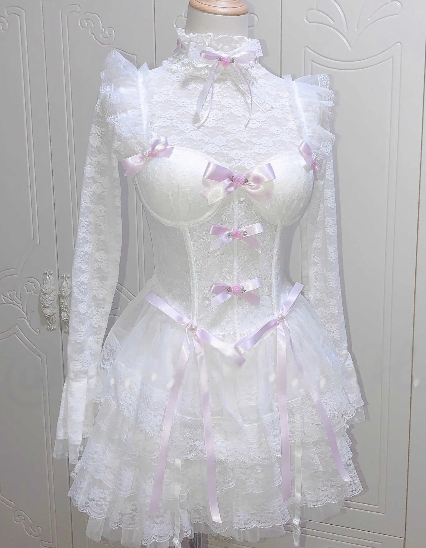 Dollete Bow Lace Fishbone Corset - Image 4