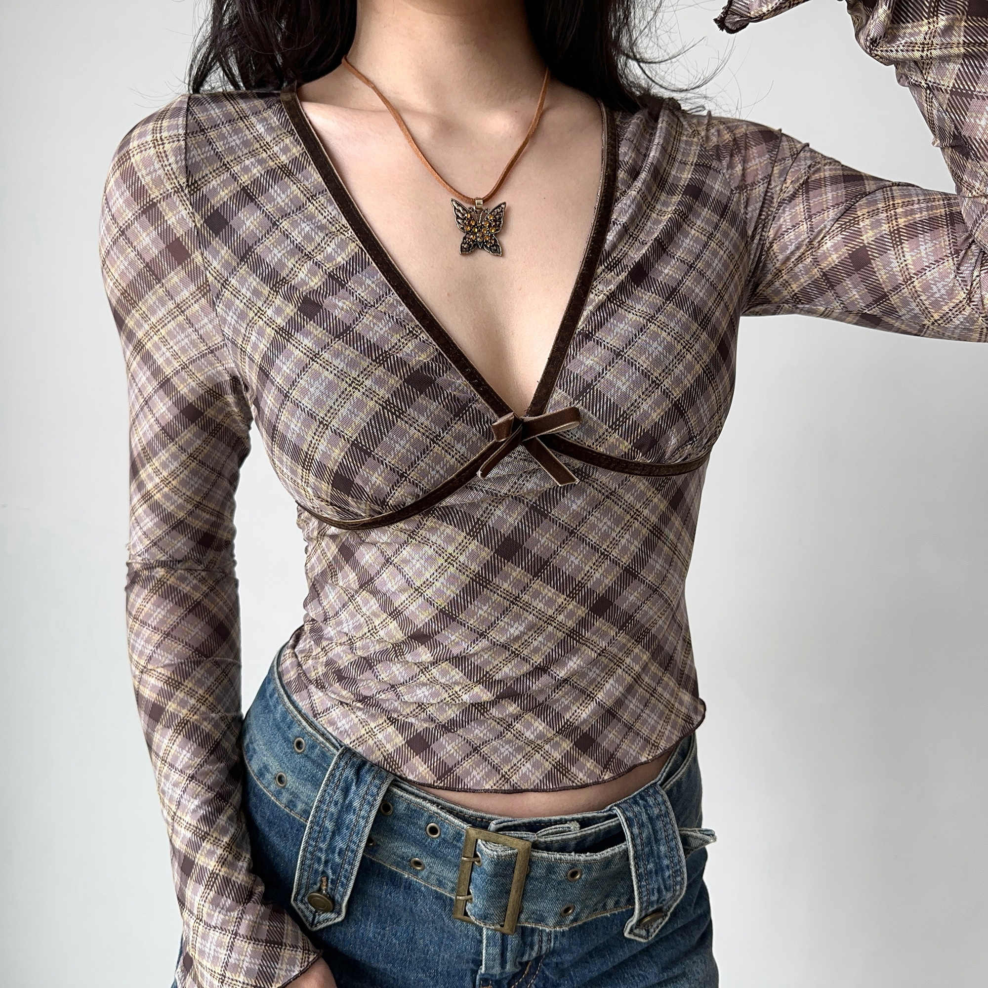 Downtown Girl V-neck Long-sleeved Plaid Top - Image 3