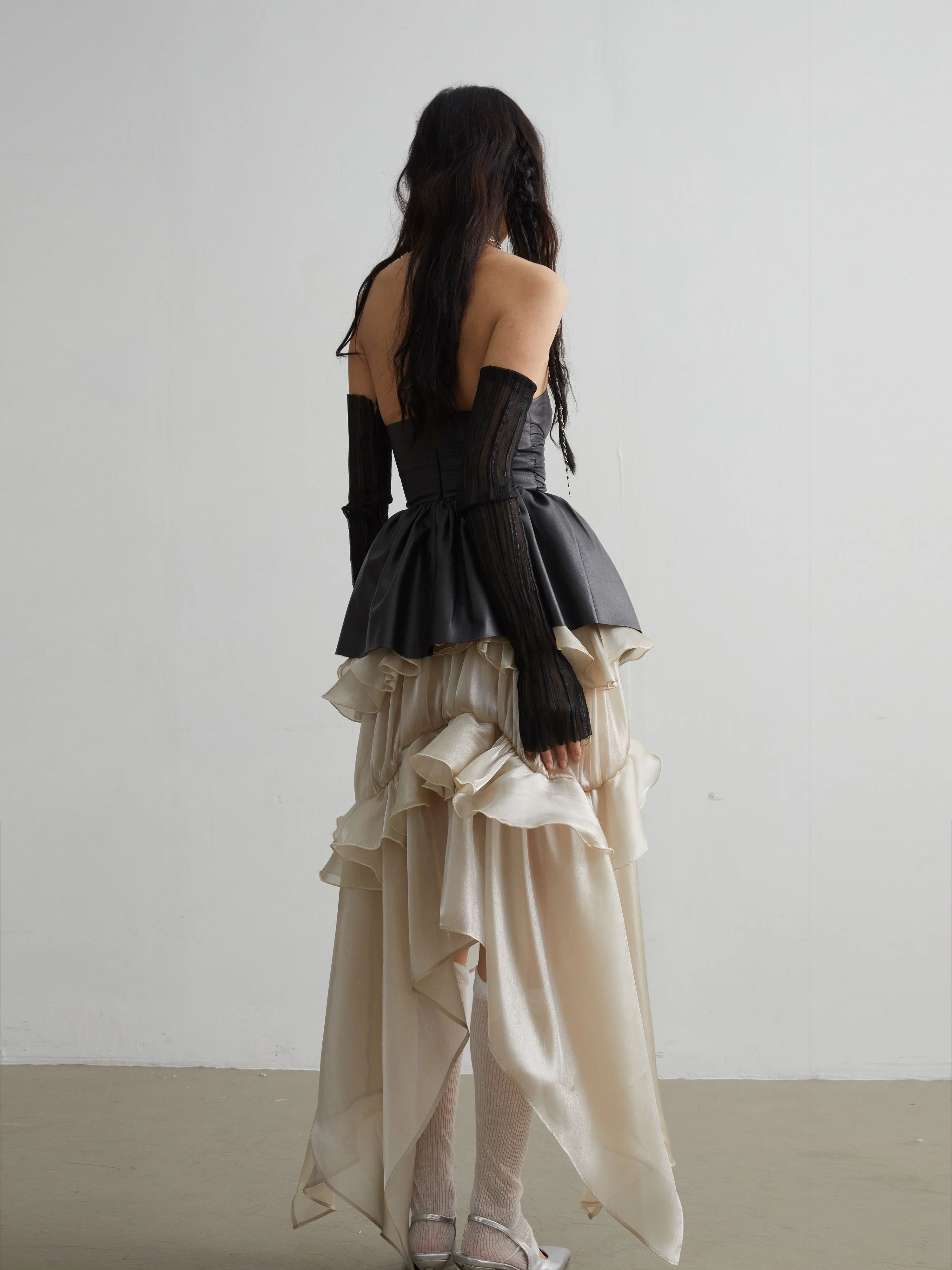 Elegant Goldfish Ruffle Skirt - Image 7