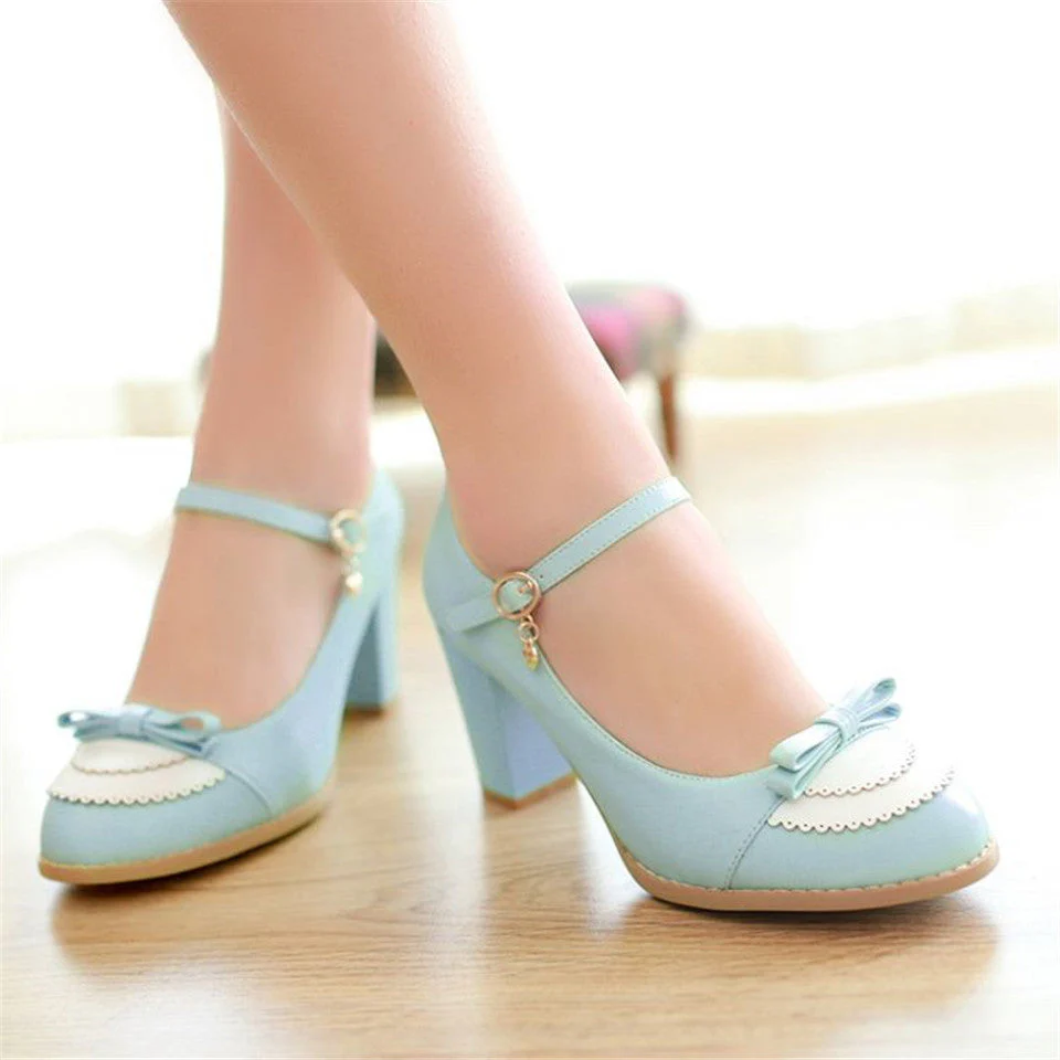 Elegant Lace Pumps - Image 13
