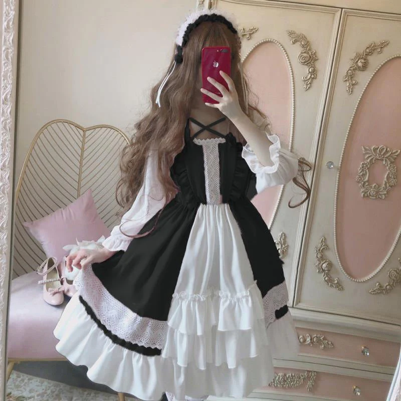Elegant Victorian Maid Dress - Image 3