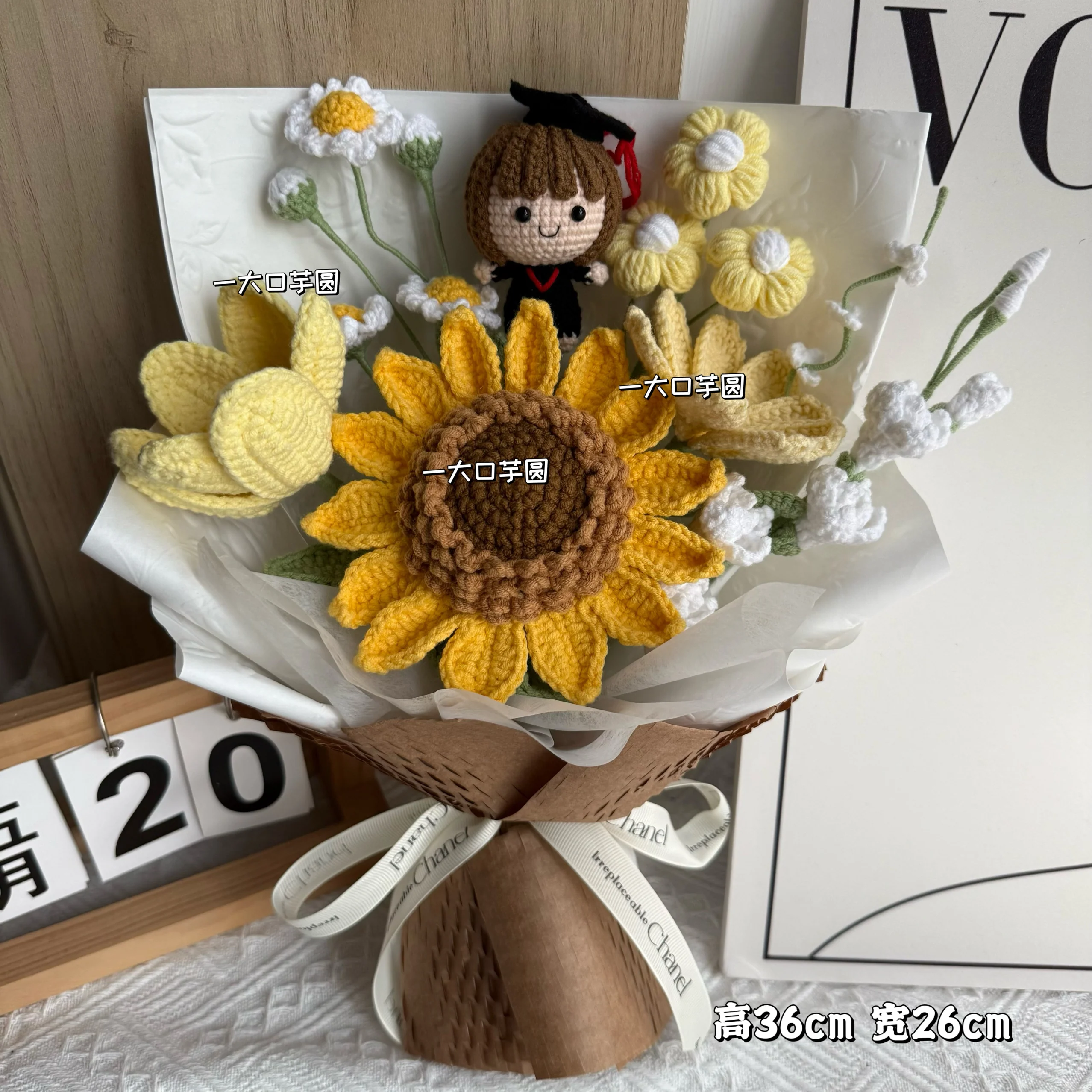 Finished woolen simulated roses bouquet - Image 3