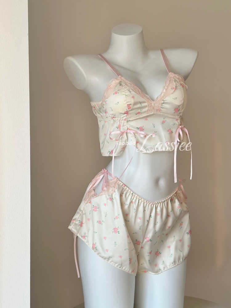 Floral Japanese Style Pajamas - Image 5