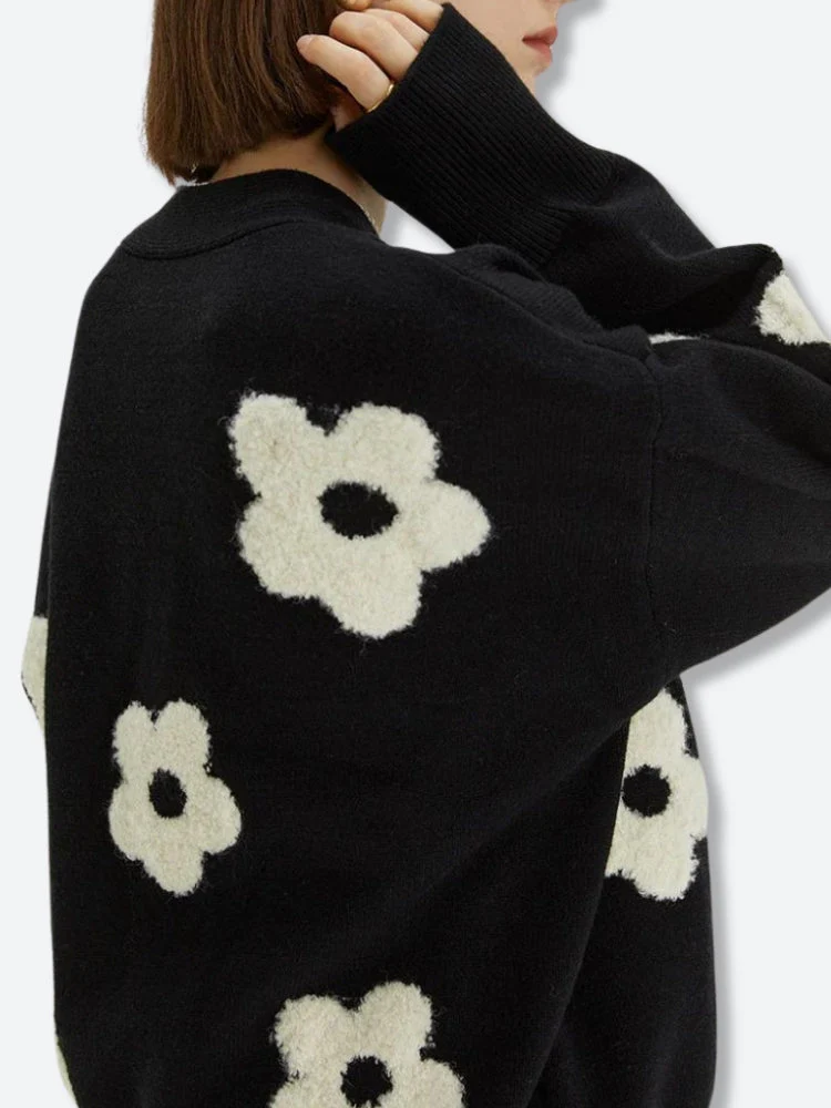 Flower Black Cardigan - Image 3