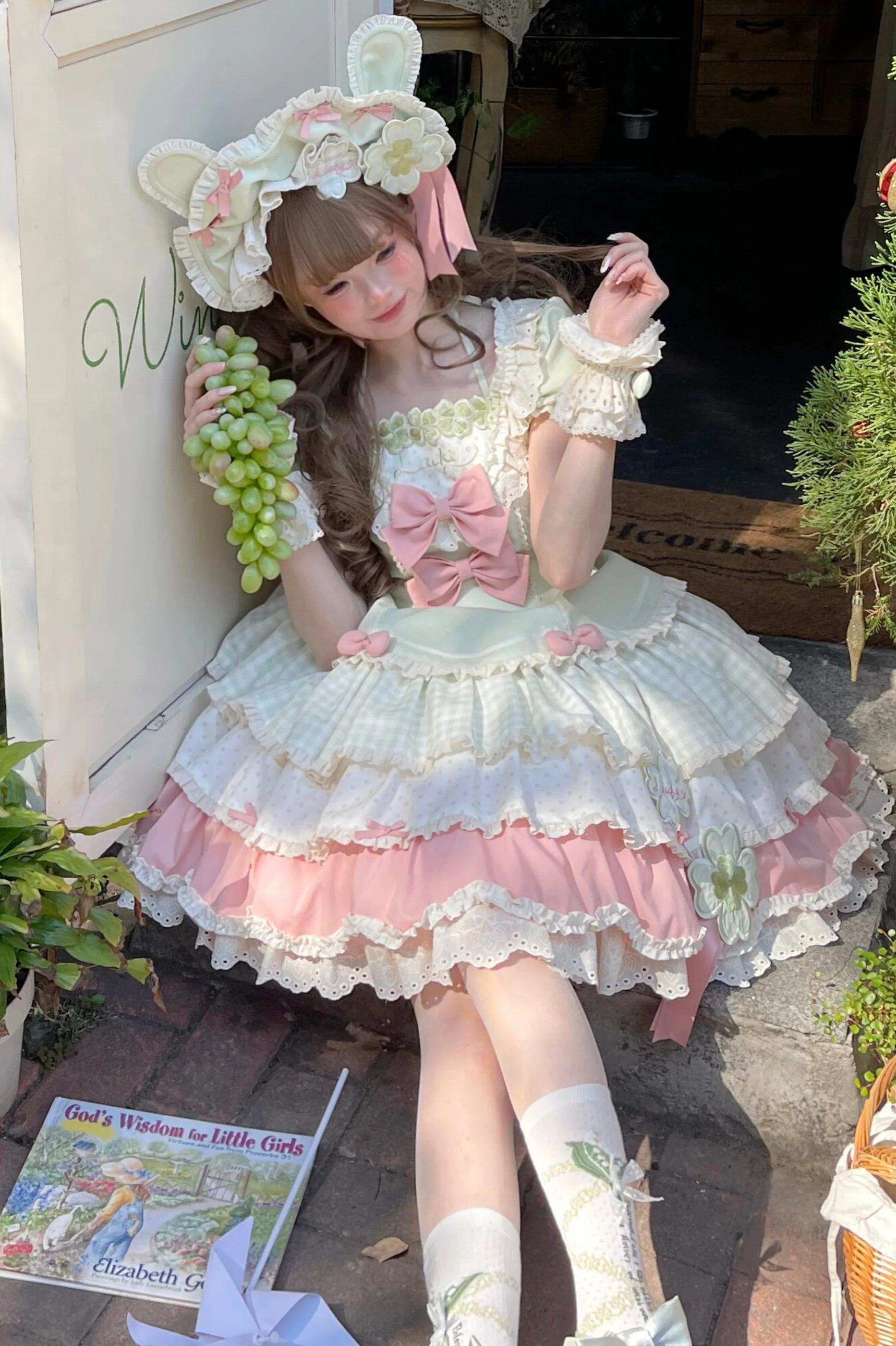 Four-Leaf Clover Lolita Dress + Sleeves + Bonnet - Image 10