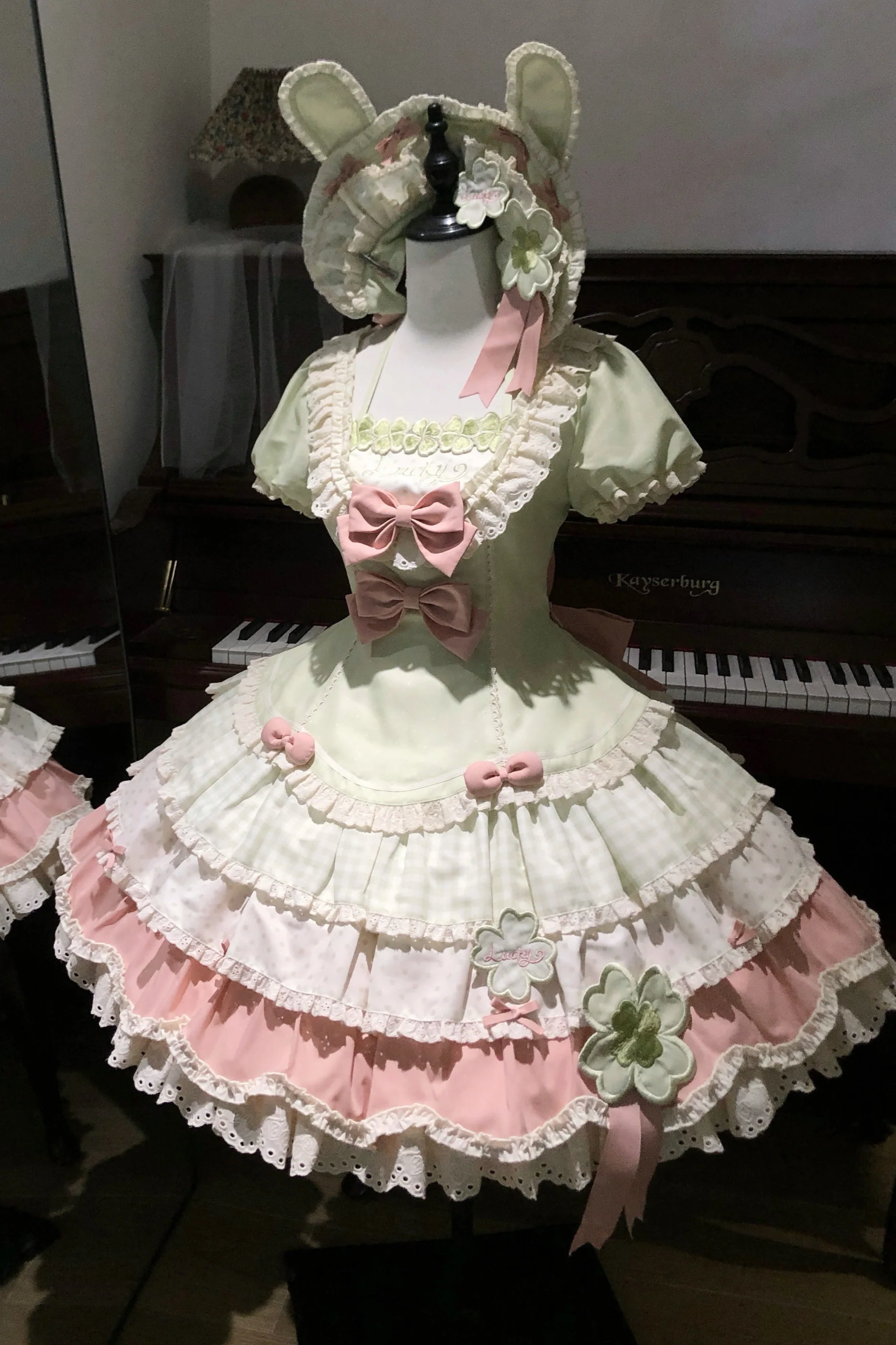 Four-Leaf Clover Lolita Dress + Sleeves + Bonnet - Image 2