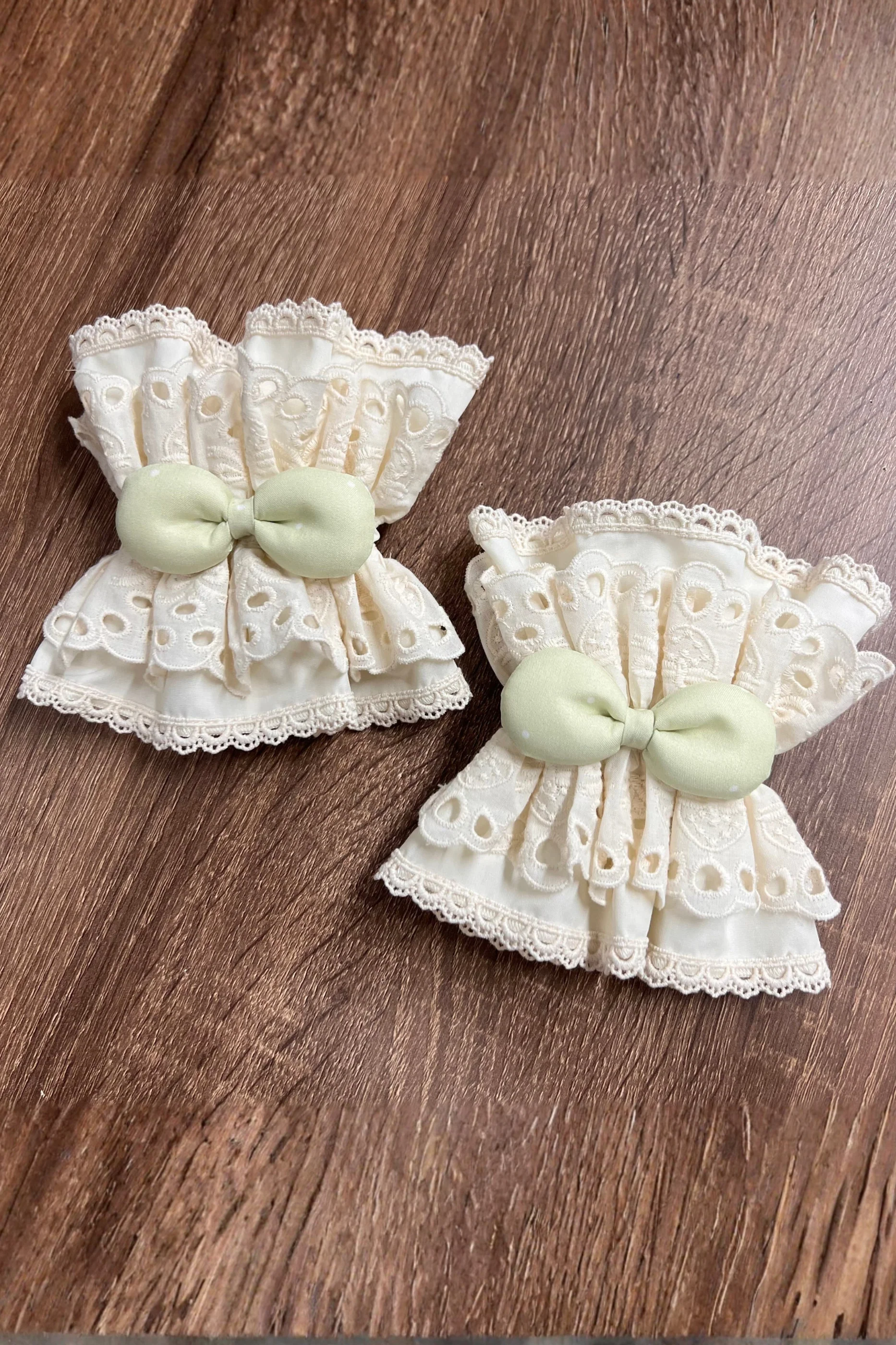 Four-Leaf Clover Lolita Dress + Sleeves + Bonnet - Image 7