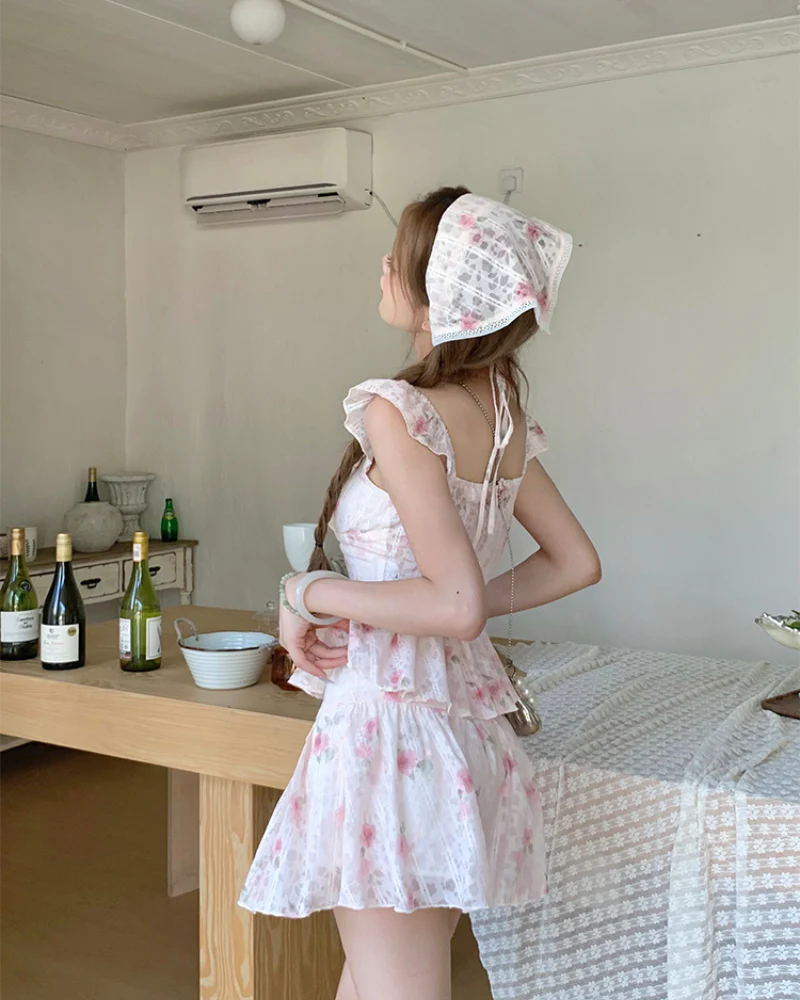 French Floral Ruffled Coord - Image 3