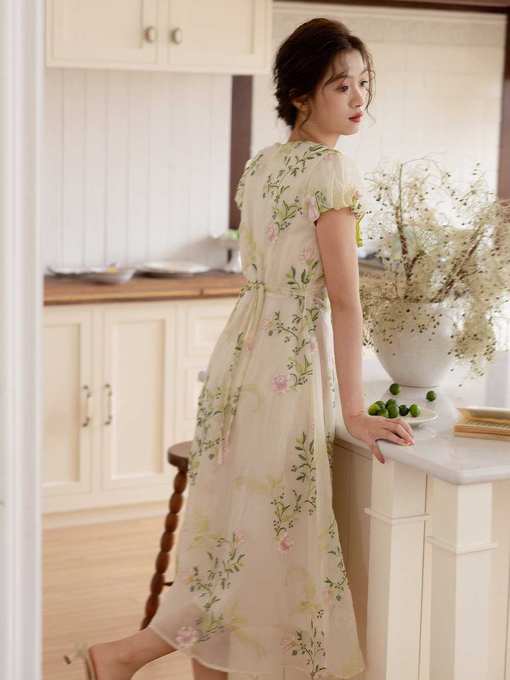 French Retro Floral Short-sleeved Dress - Image 4