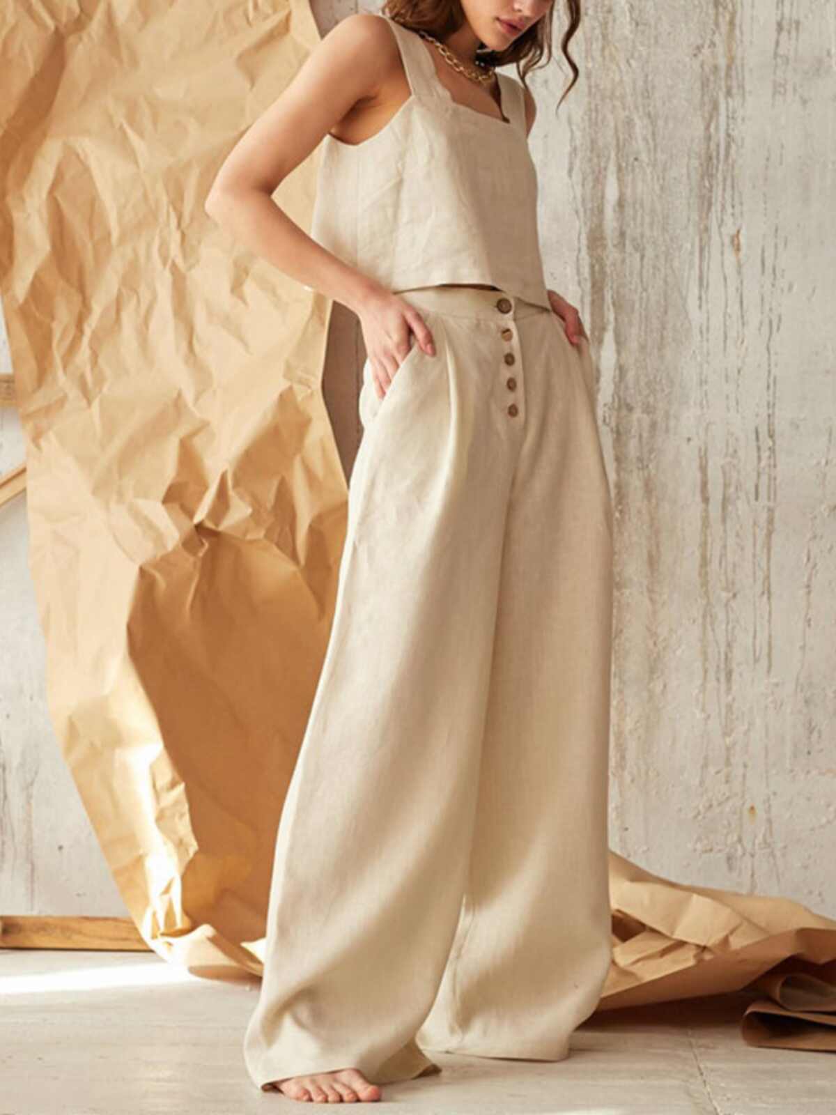 French Retro Linen Crop Top - Image 4