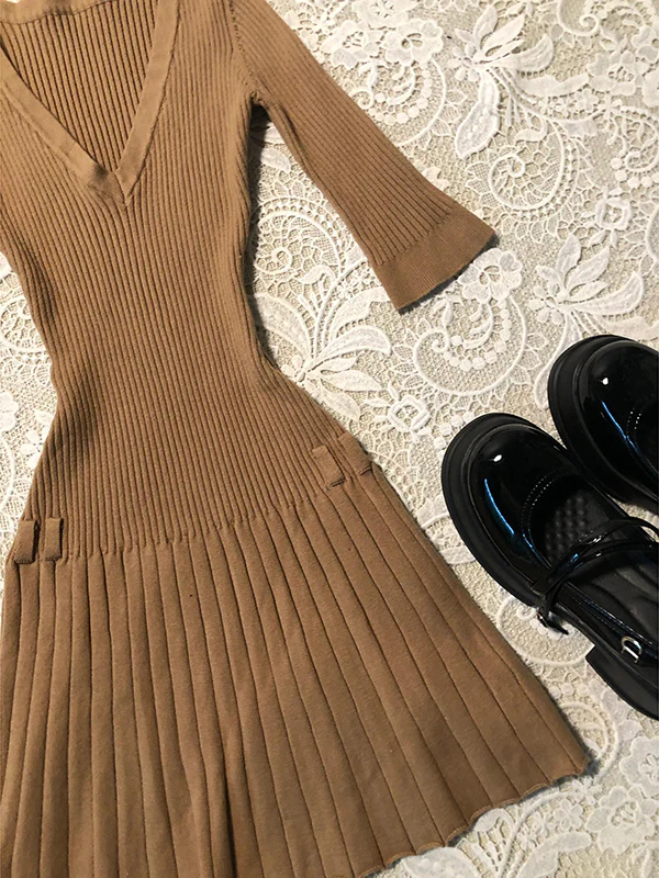 French retro new V-neck mid-sleeve dress - Image 4