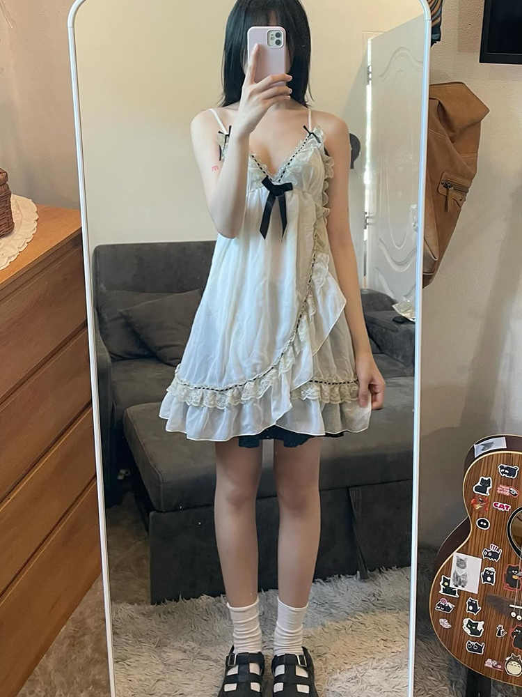 French Retro White Suspender Dress - Image 4
