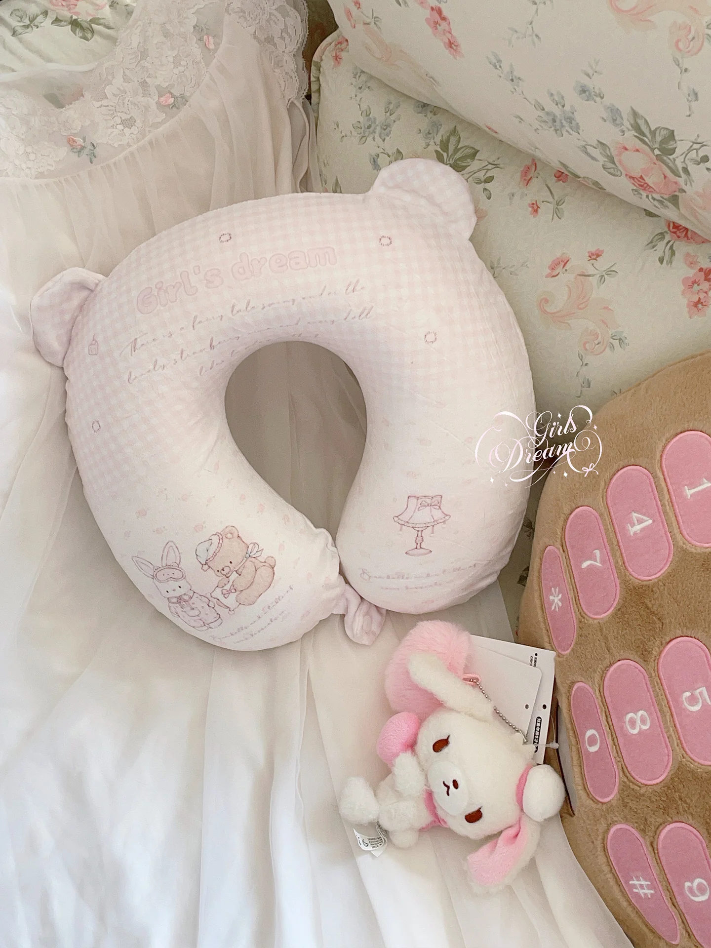 Girl's Dream Pink U-shaped Pillow - Image 2
