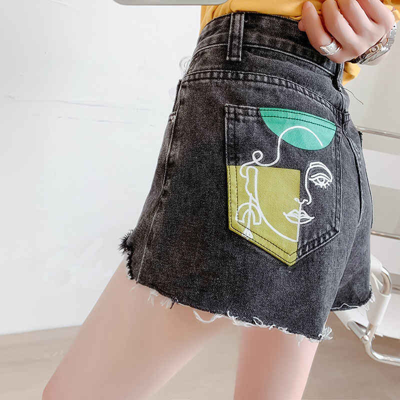 Girls Loose Raw Edge Print Denim Shorts - Image 2