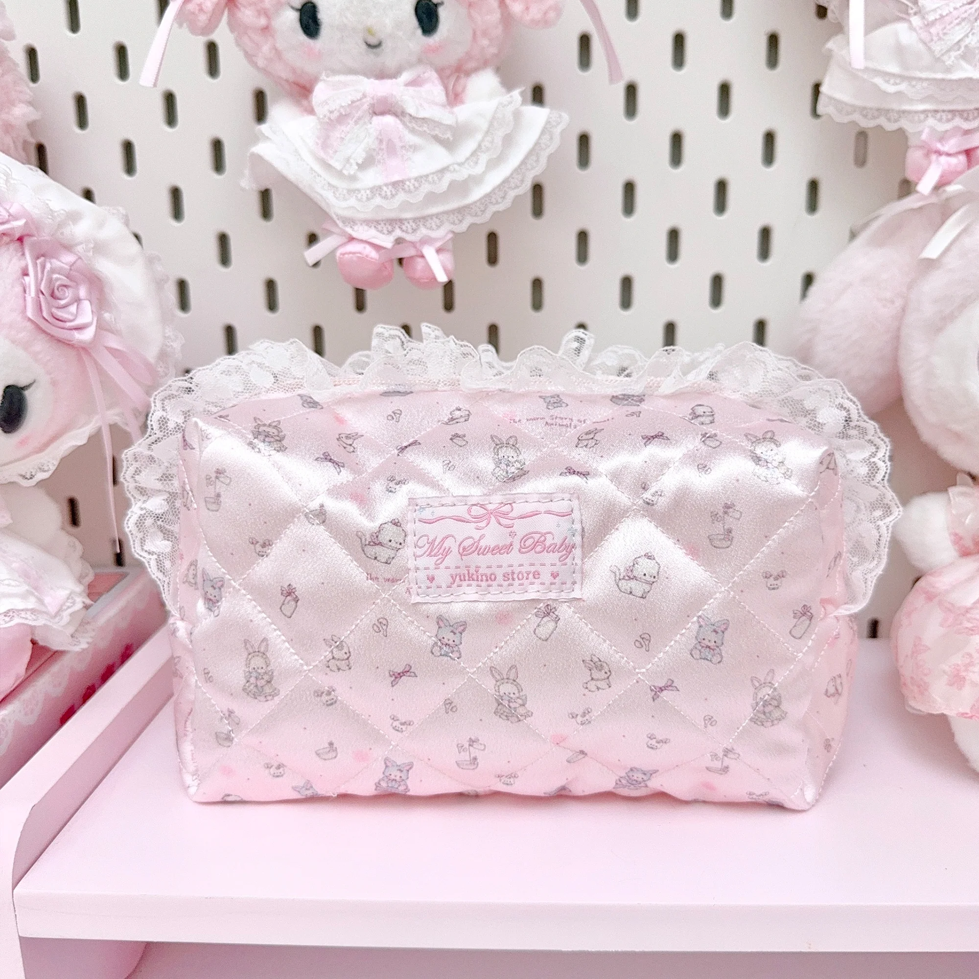 girly cute pink storage cosmetic bag - Image 11
