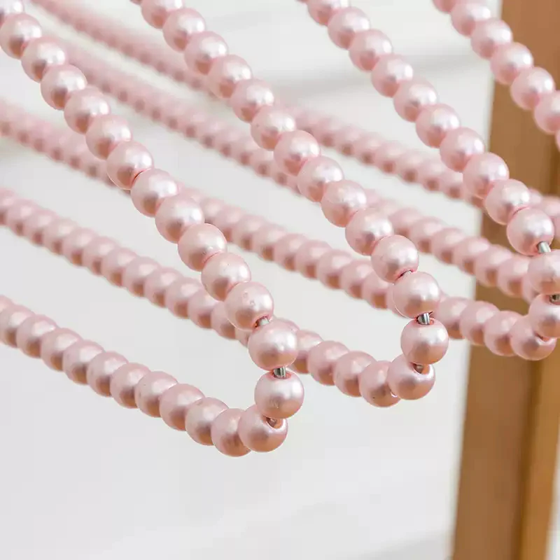 girly heart pearls hanger - Image 3