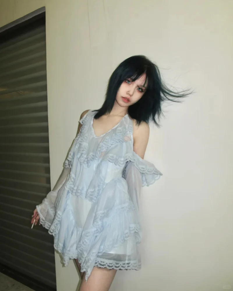 Glacier Multi-layered Lace Splicing Coquette Dress - Image 3