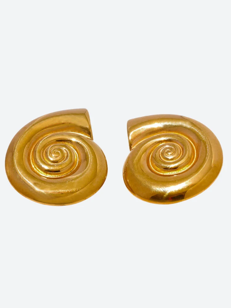 Gold Sea Shell Necklace & Earrings - Image 5