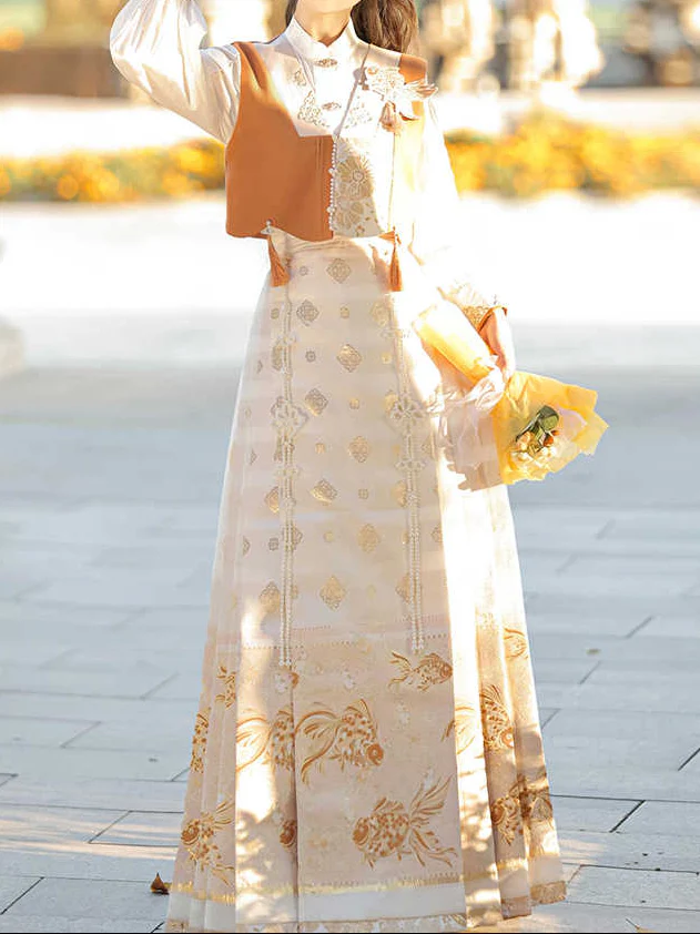 Gold Woven Horse Face Vest Shirt Set - Image 2