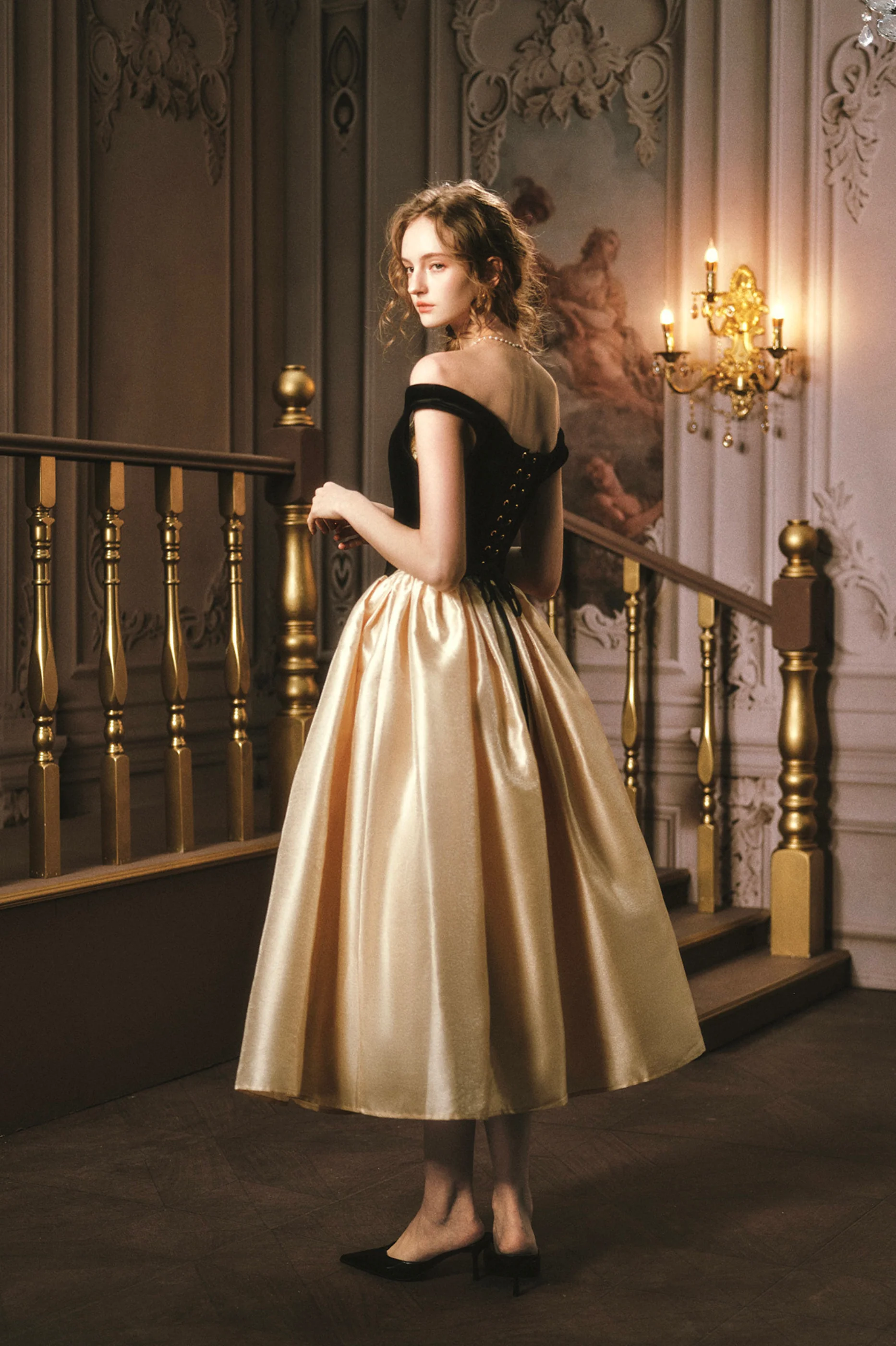Golden Eagle Lace Corset Top + Skirt + Brooch - Image 10