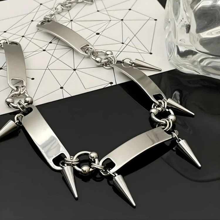 Goth Spiked Metal Choker - Image 4
