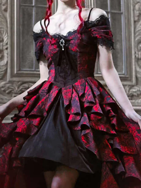 Gothic Black and Red Jacquard Palace Dress - Image 3