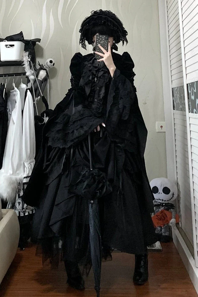 [Pre-order] Gothic Lolita Black Cross Detail Flare Sleeve Long Coat + Headdress - Image 11