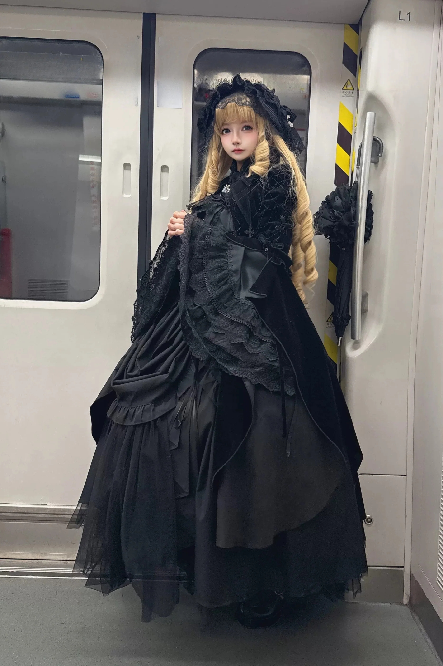 [Pre-order] Gothic Lolita Black Cross Detail Flare Sleeve Long Coat + Headdress - Image 7