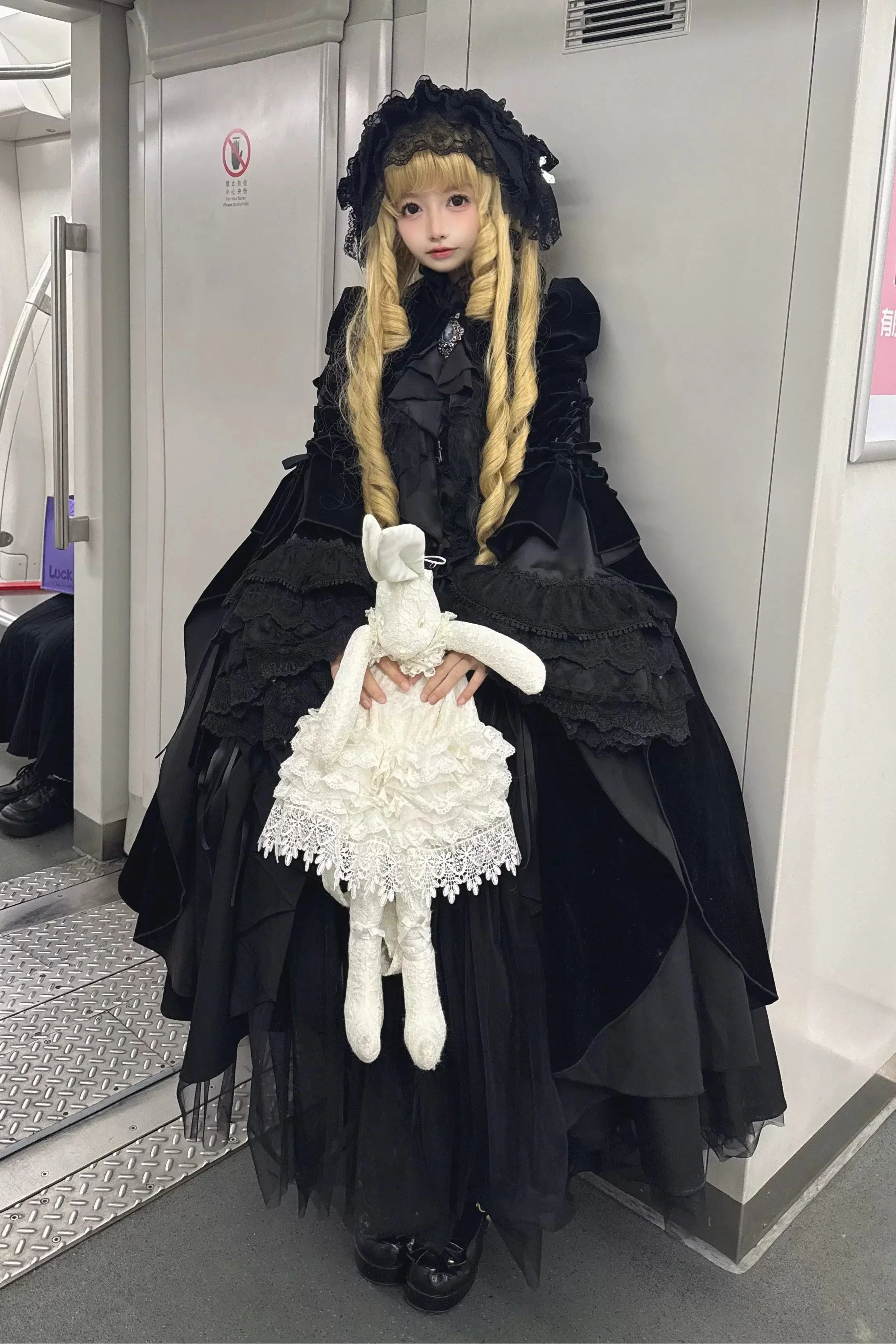 [Pre-order] Gothic Lolita Black Cross Detail Flare Sleeve Long Coat + Headdress - Image 8