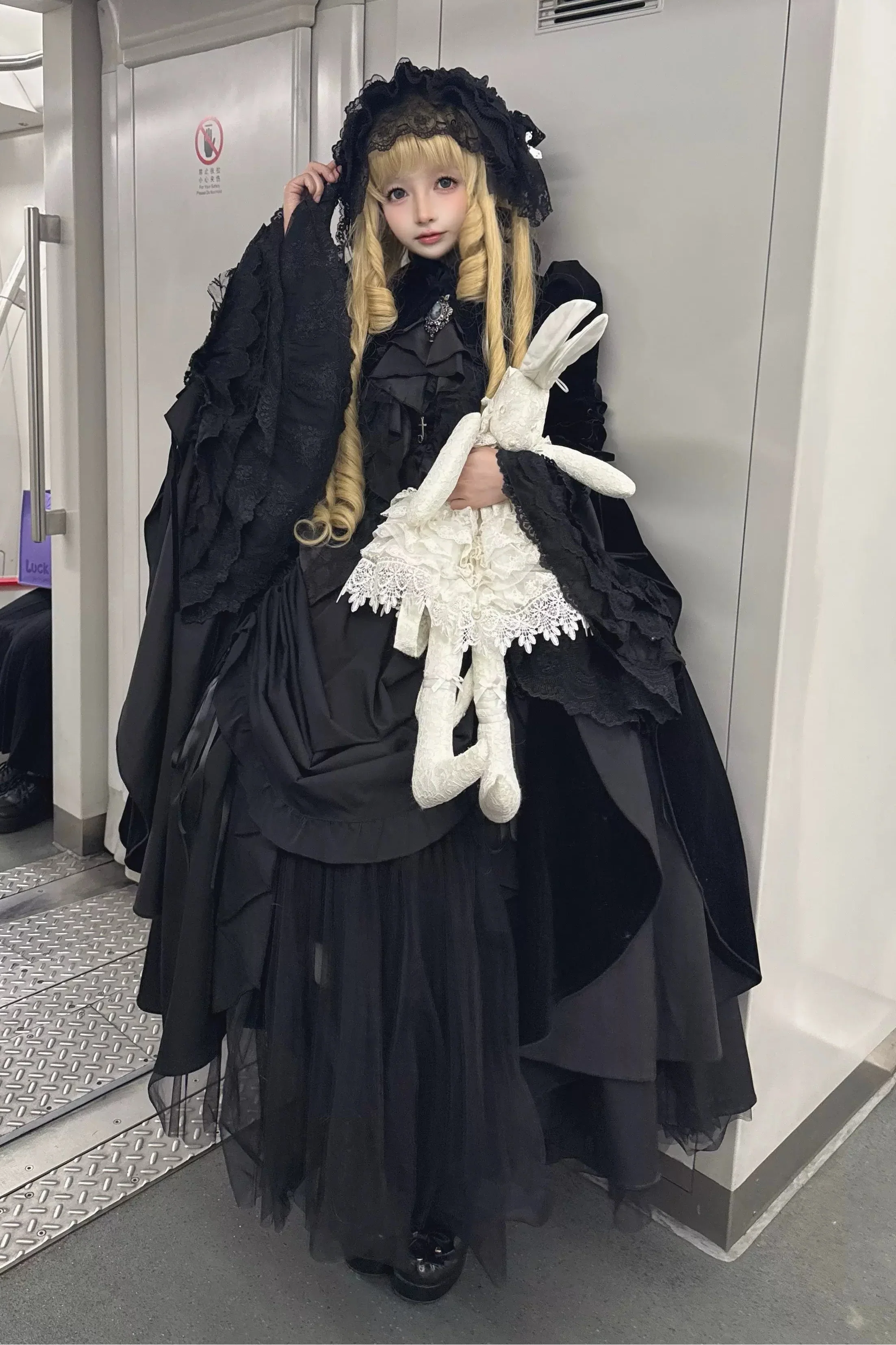 [Pre-order] Gothic Lolita Black Cross Detail Flare Sleeve Long Coat + Headdress - Image 9