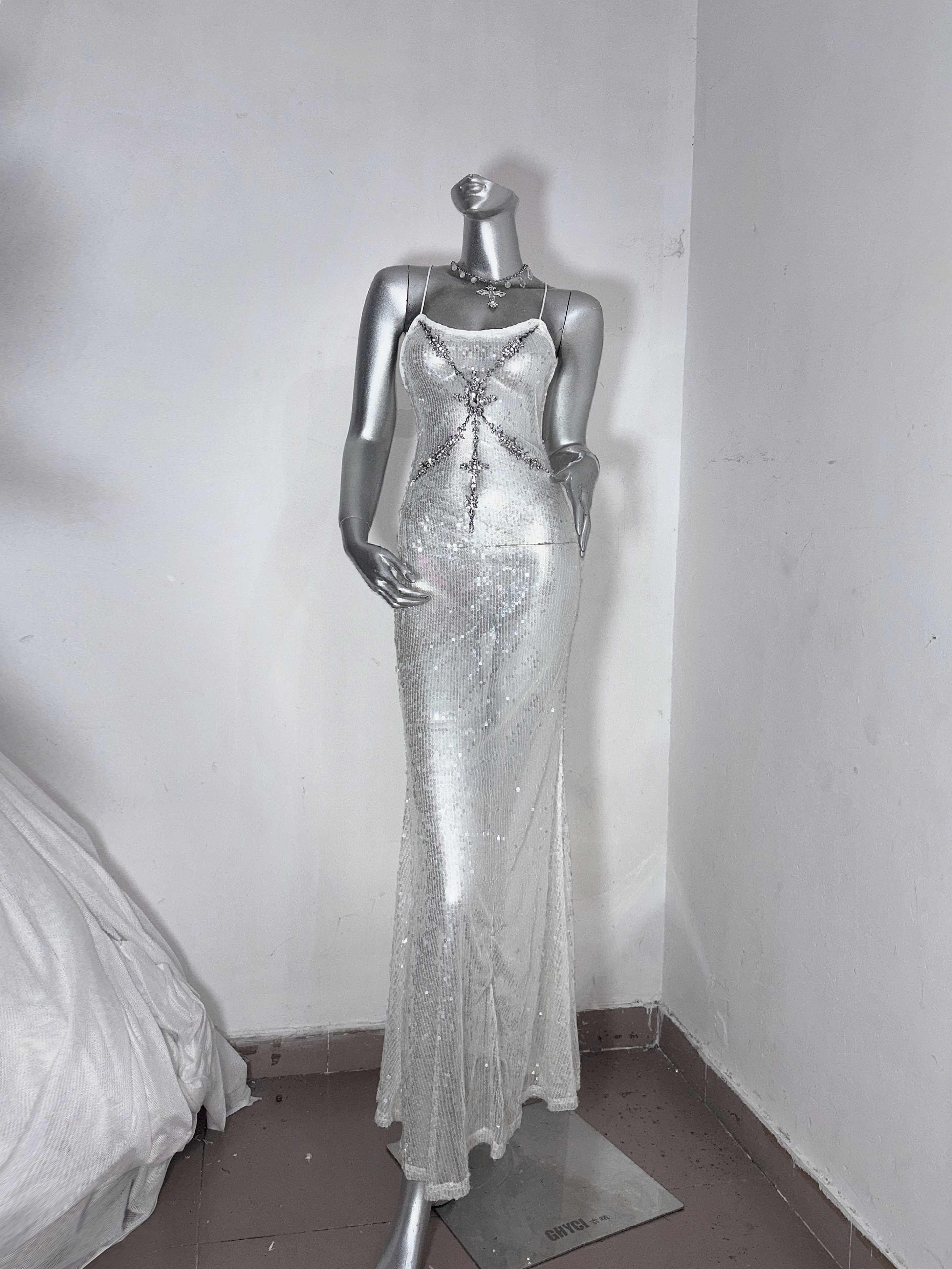 Gothic Sparkling Dress - Image 3