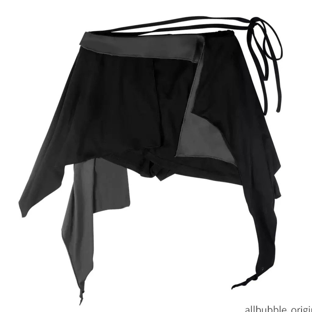 Gray and black contrast knitted culottes - Image 4