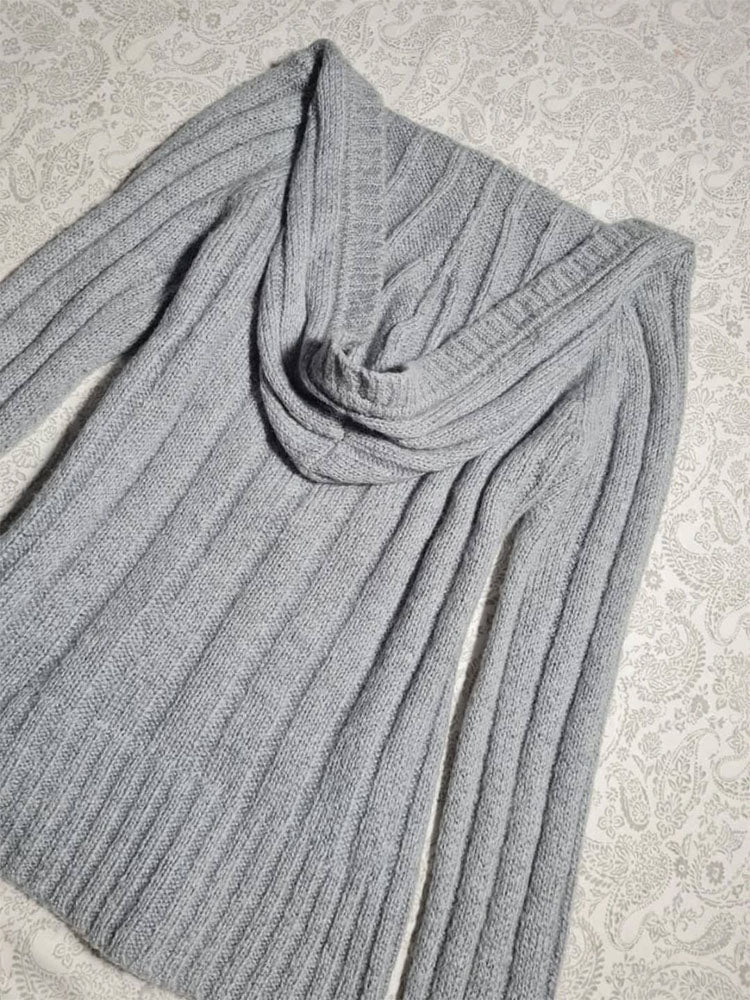 gray hooded sweater - Image 3