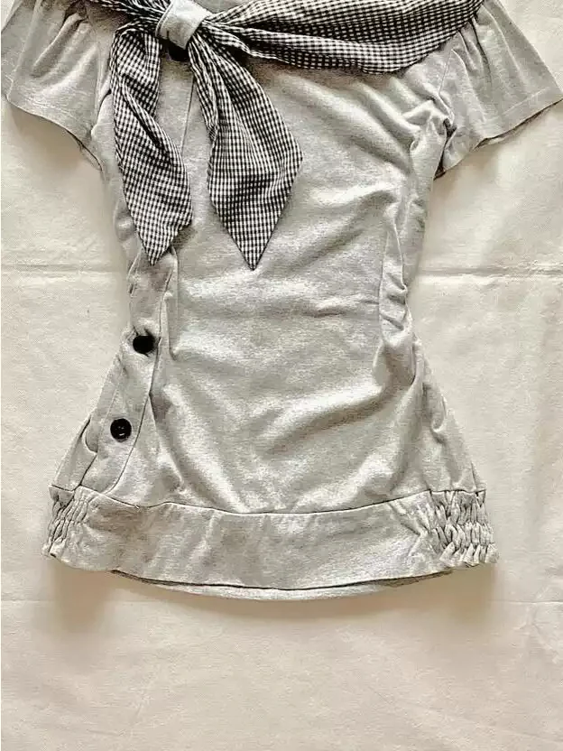 Gray navy collar T-shirt - Image 2