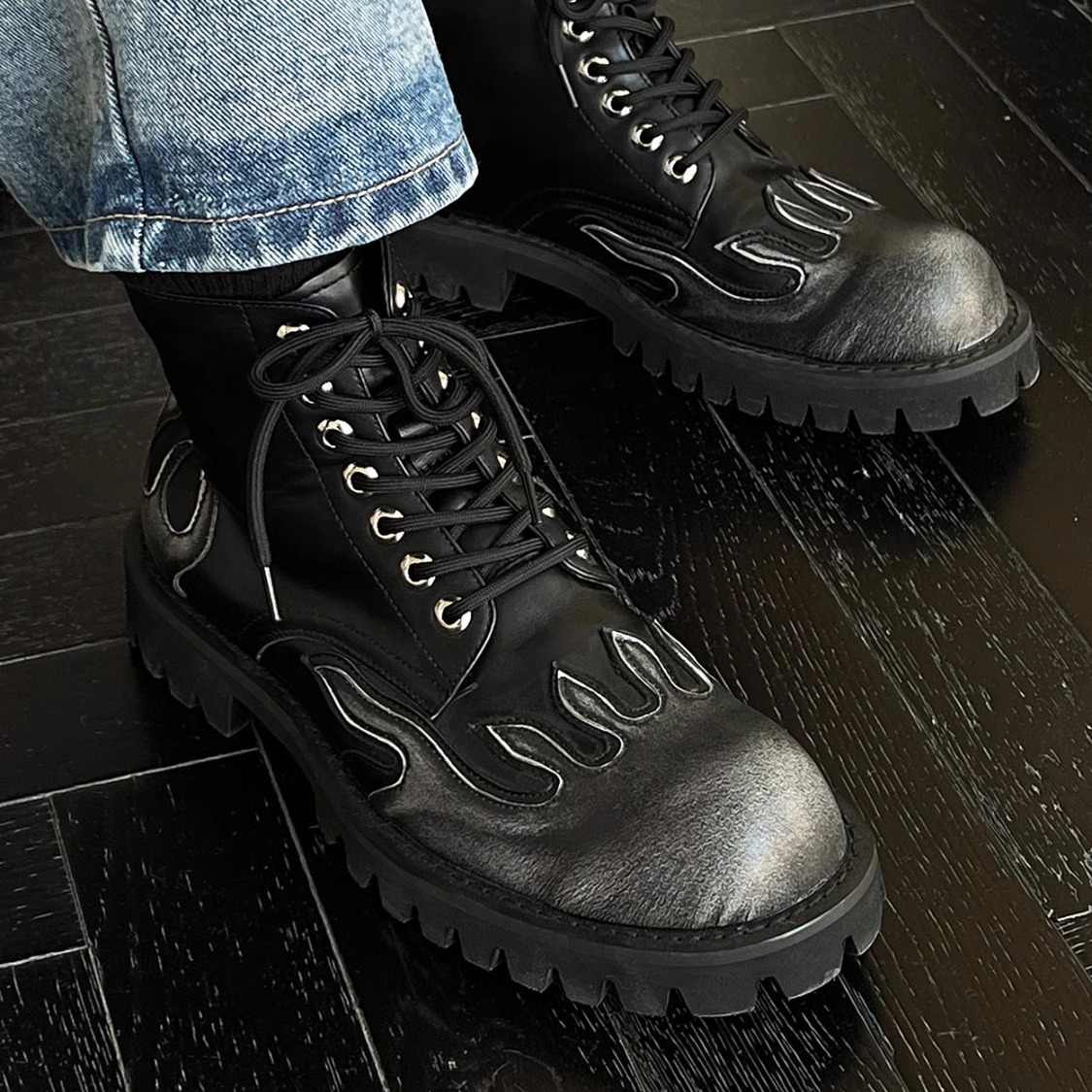 Grunge Flame Martin Boots - Image 3
