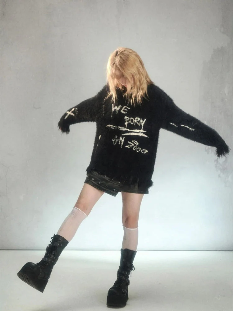 Grunge Fluffy Knitted Sweater - Image 6