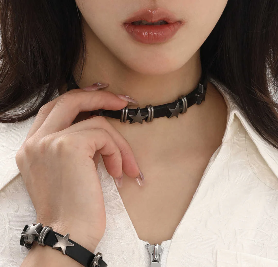 Grunge Punk Star Leather Choker - Image 2