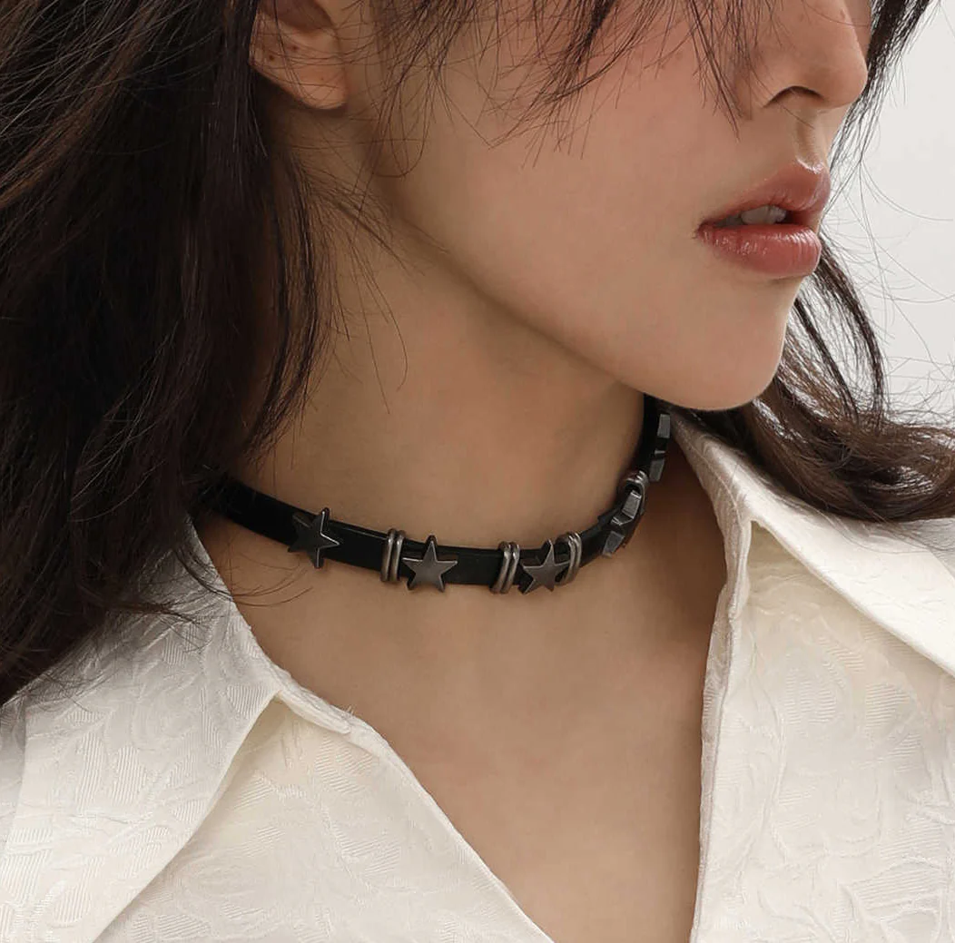 Grunge Punk Star Leather Choker - Image 3