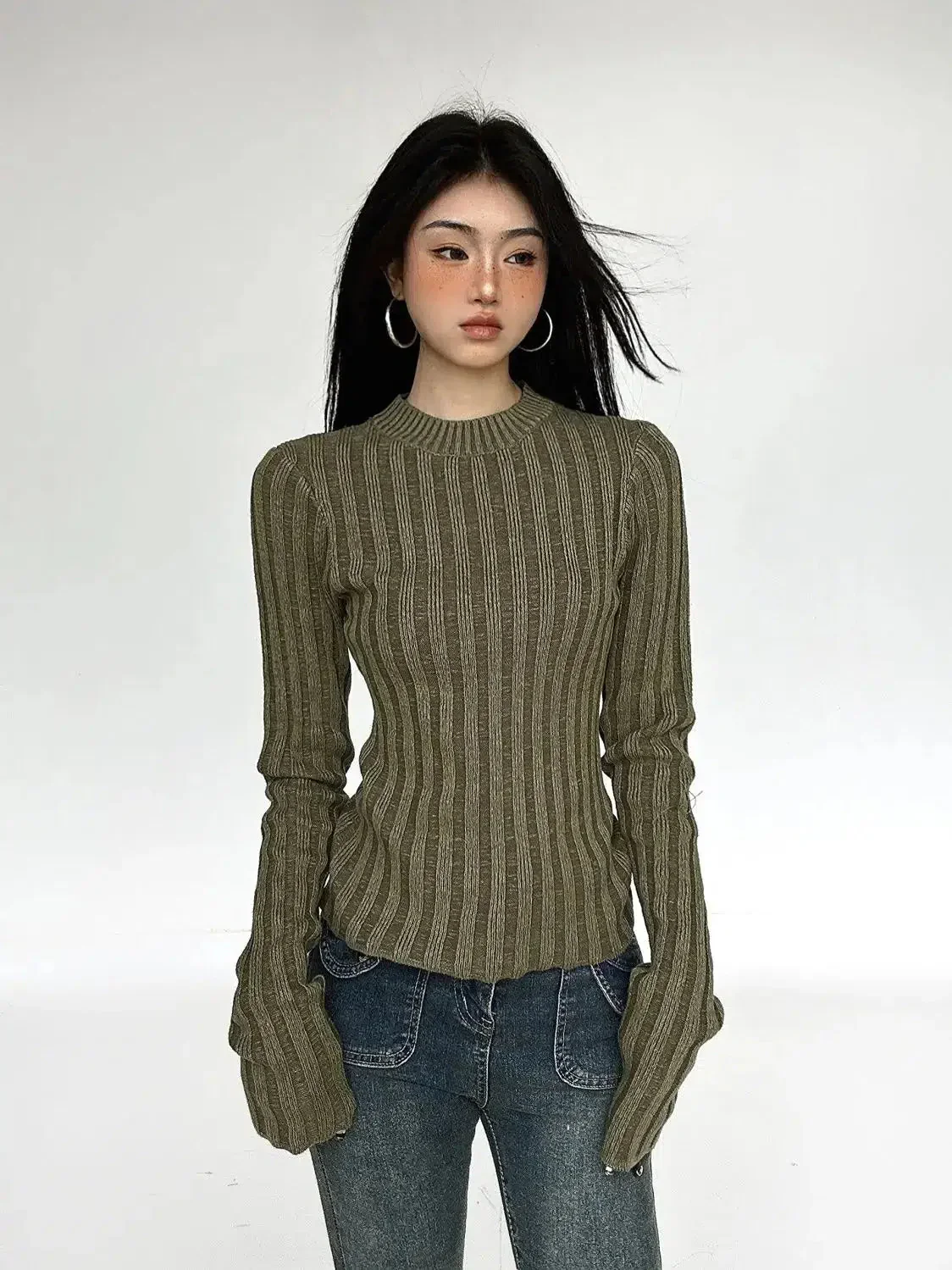 Grunge Slim Fit Sweater - Image 3
