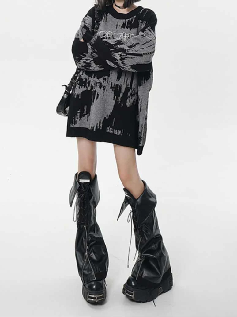 Grunge Street Round Neck Sweater - Image 8