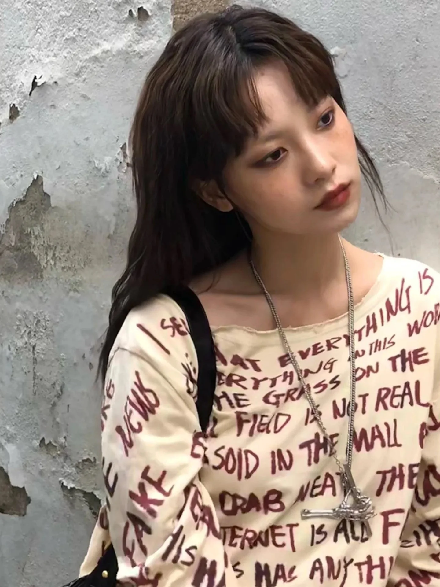 Grunge Text Print Top - Image 4