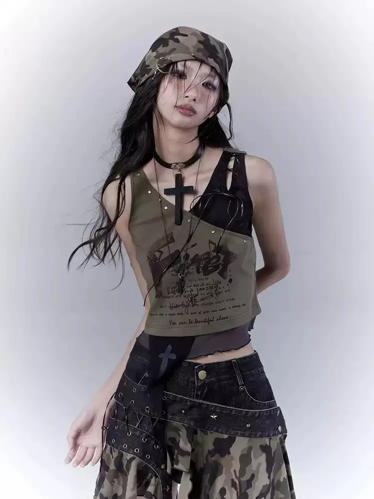 Grunge Wasteland Slim Printed Vest Top - Image 3