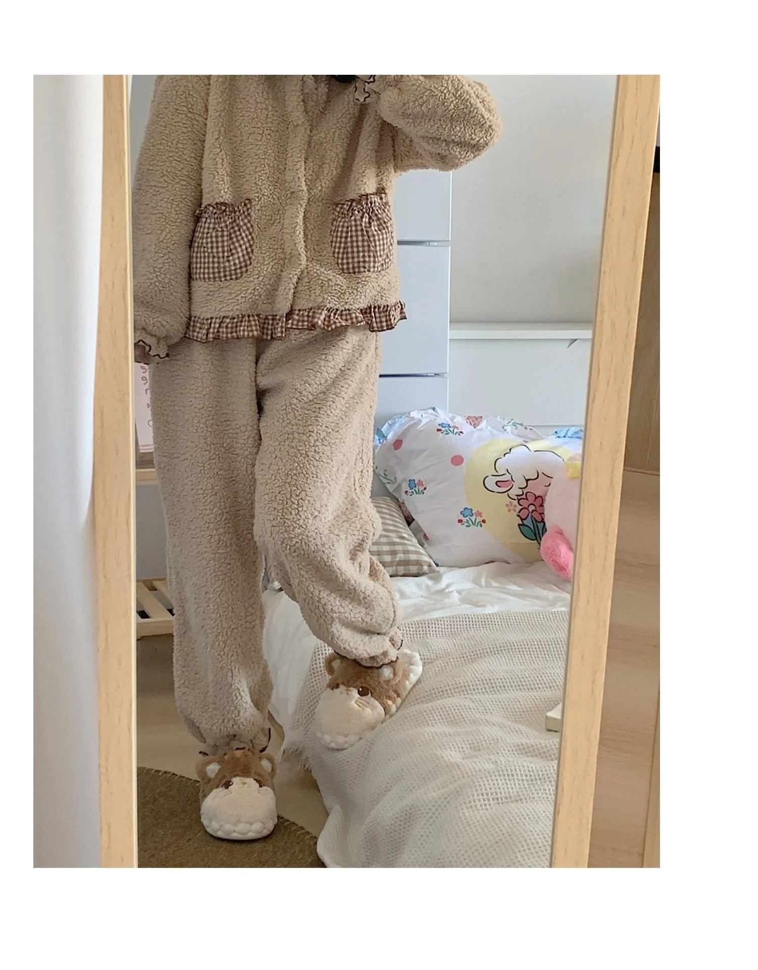 Hamster Slippers - Image 12