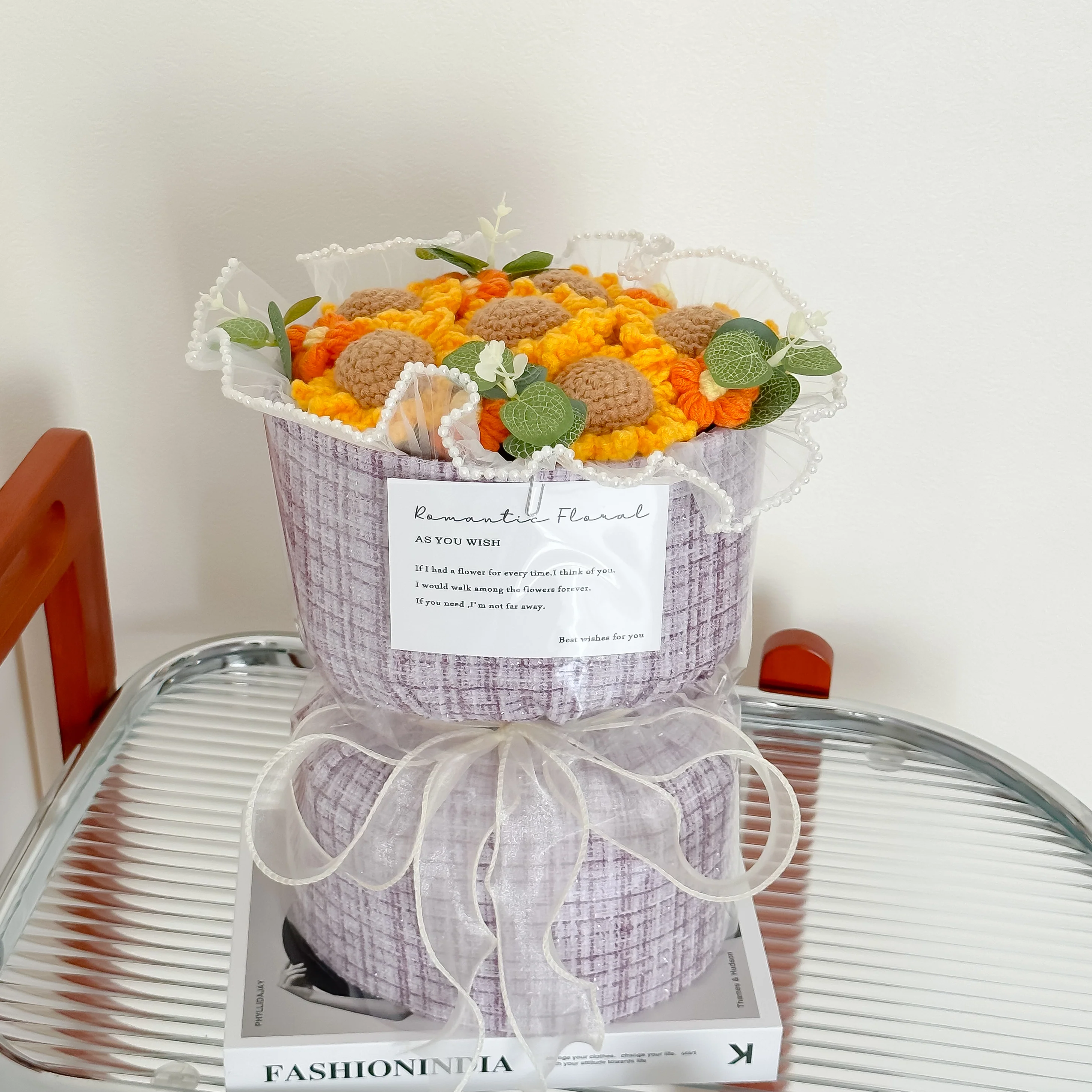 hand-knitted flowers bouquets