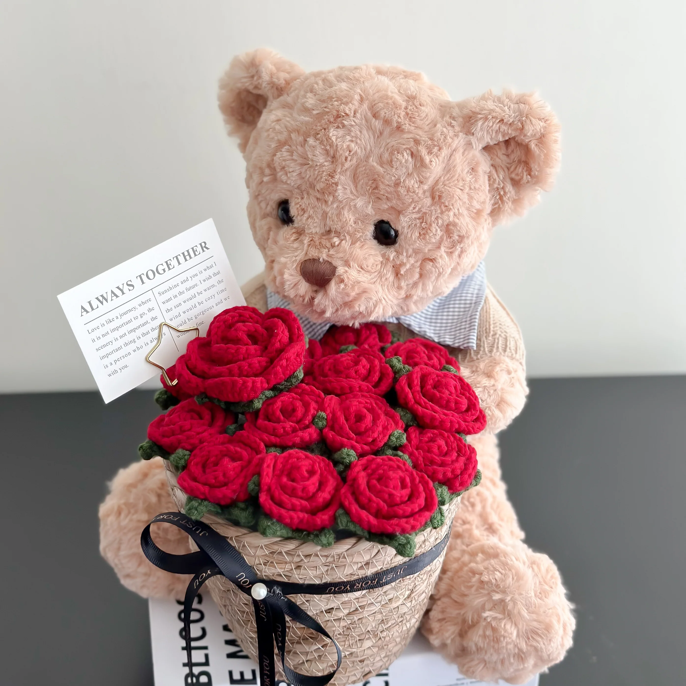 hand-knitted roses bear doll bouquet - Image 3
